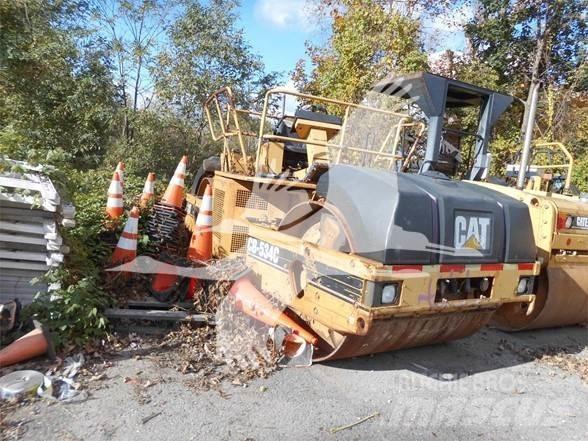 CAT CB-534C Vienvalča grunts veltņi