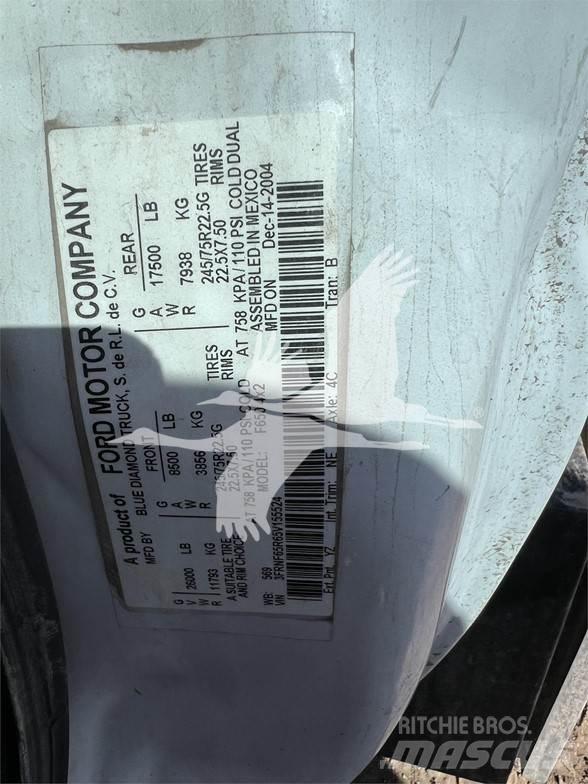 Ford F650 Platformas/izkraušana no sāniem