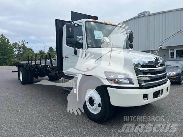 Hino 338 Platformas/izkraušana no sāniem