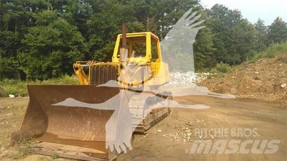 John Deere 855 Kāpurķēžu iekrāvēji