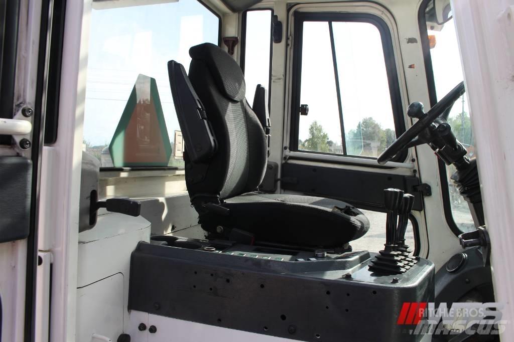 Hyundai 70 D-7 A Tehnika ar dīzeļa dzinēju