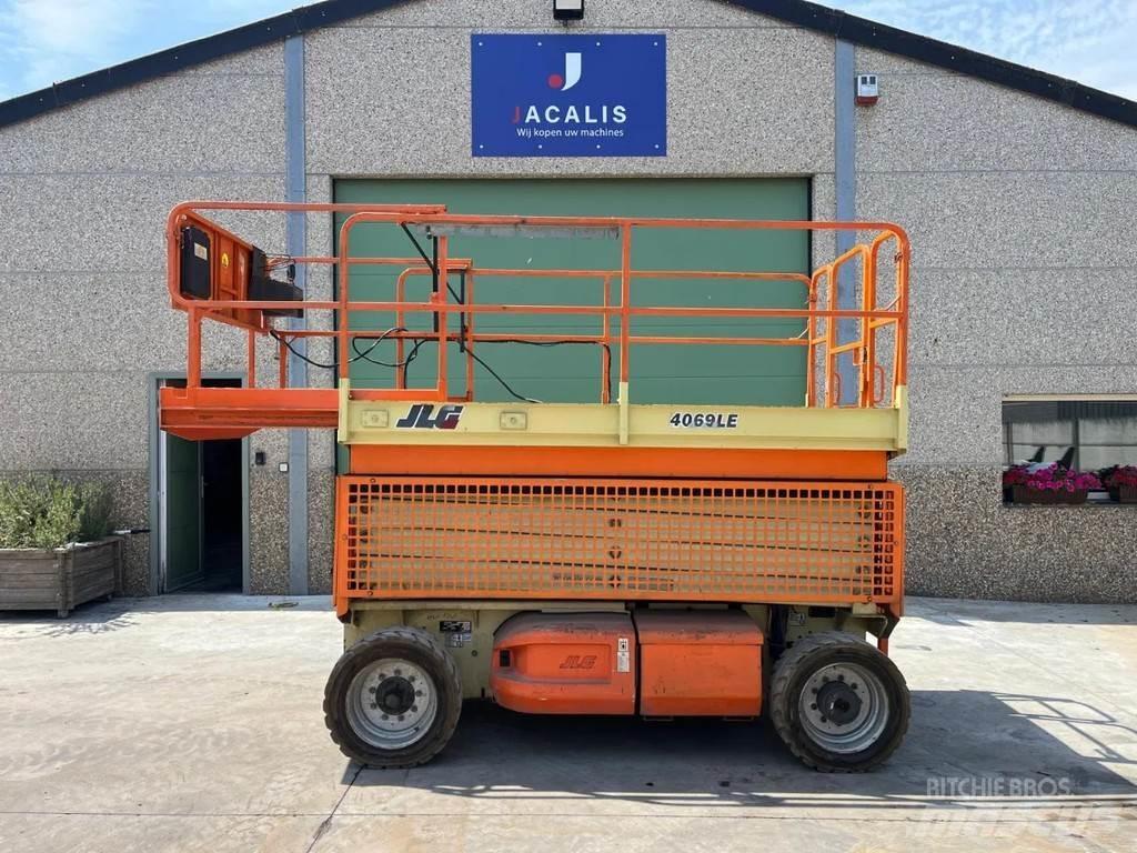 JLG 40692E Šķerveida pacēlāji