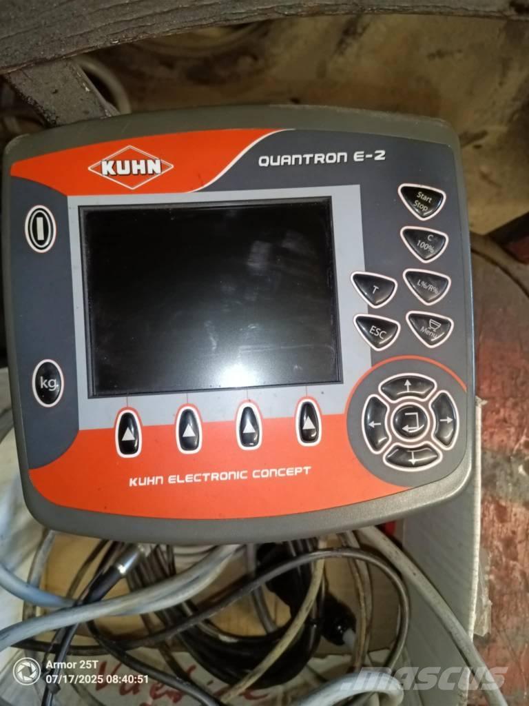 Kuhn AXIS 20.1W Minerālmēslu izkliedētāji