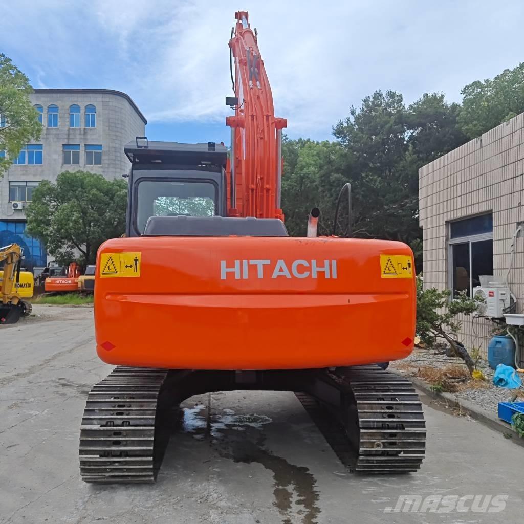Hitachi ZX 120 Kāpurķēžu ekskavatori