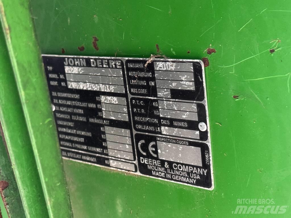 John Deere T 560 i Ražas novākšanas kombaini