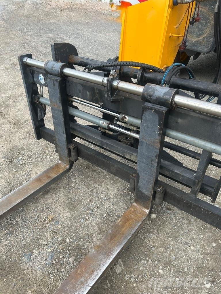 Dieci PEGASUS 5.21 Teleskopiskie manipulatori