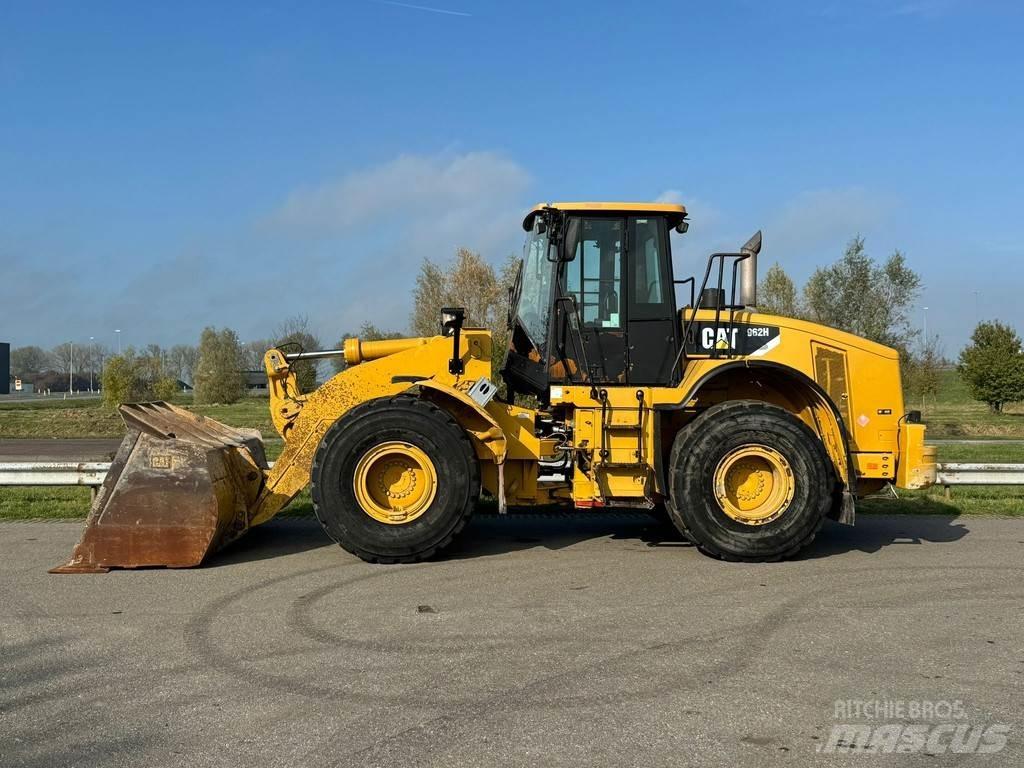 CAT 962H Iekrāvēji uz riteņiem
