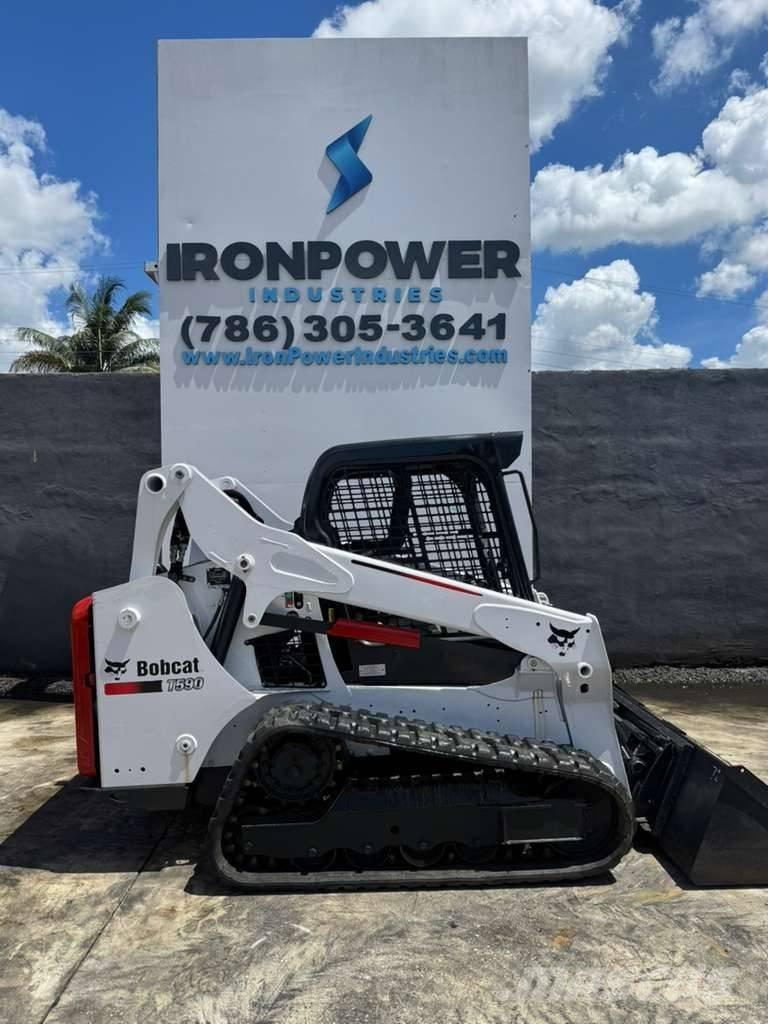 Bobcat T 590 Lietoti riteņu kompaktiekrāvēji