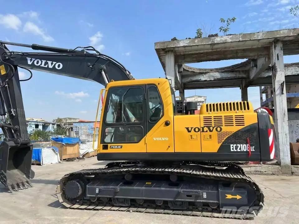 Volvo EC210B Kāpurķēžu ekskavatori