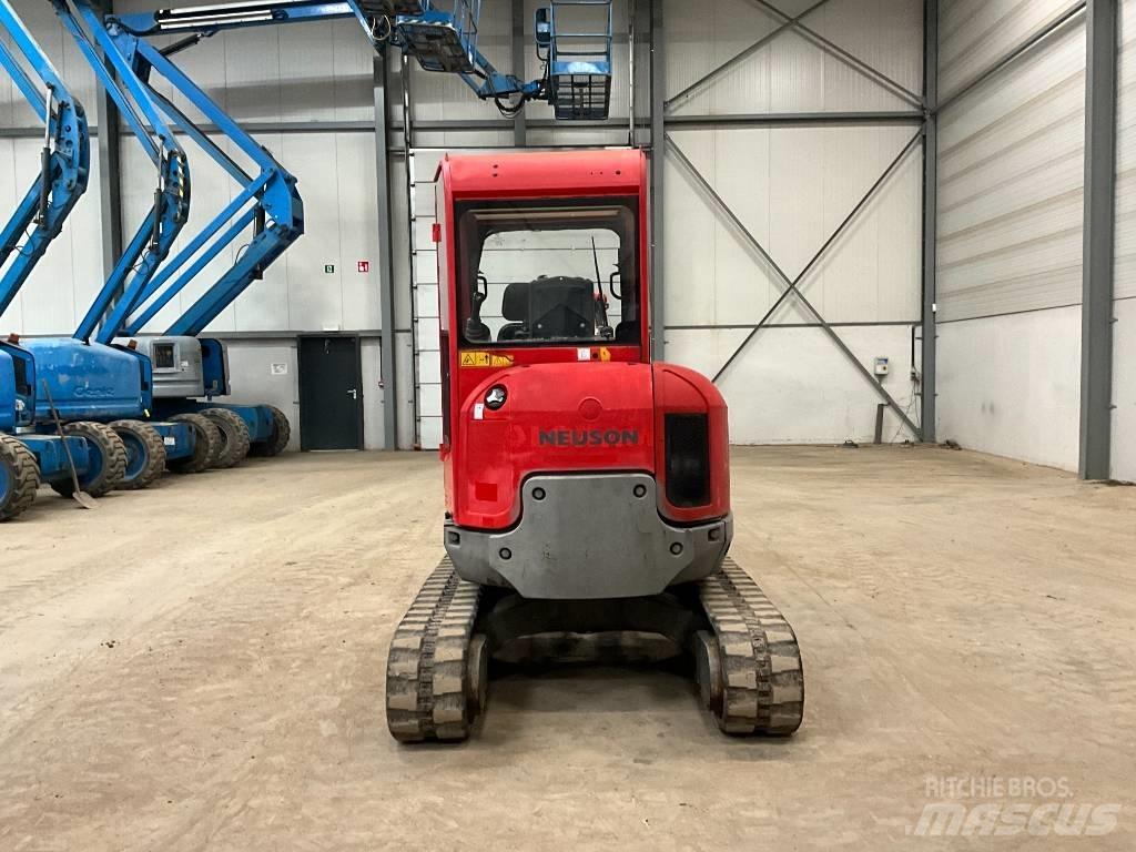 Neuson 28 Z 3 Mini ekskavatori < 7 t