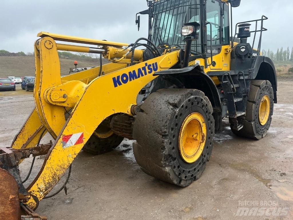 Komatsu WA380-8E0 Iekrāvēji uz riteņiem