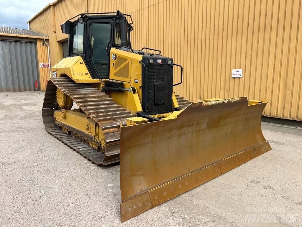 CAT D 5 LGP Kāpurķēžu buldozeri