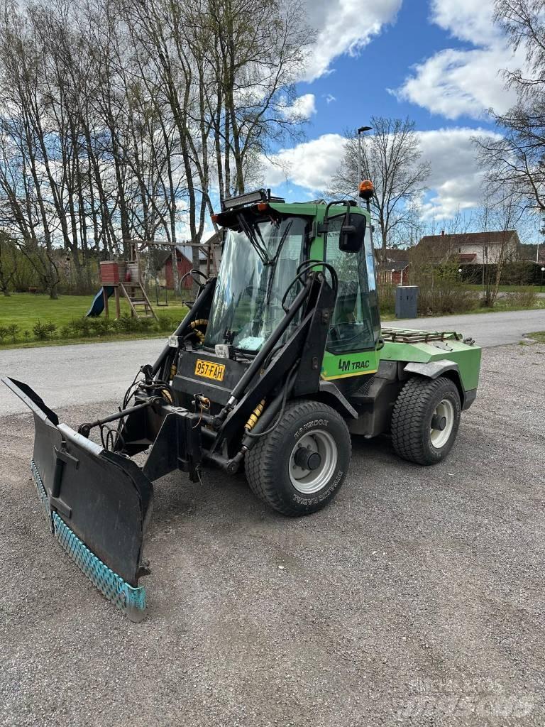LM Trac 485 Kompaktie traktori