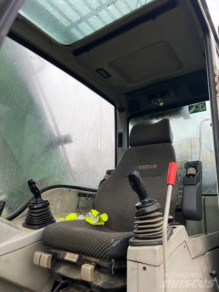 Liebherr 934 Kāpurķēžu ekskavatori