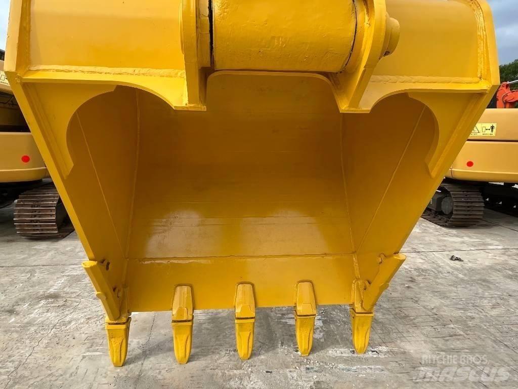 Komatsu pc400-8 Kāpurķēžu ekskavatori