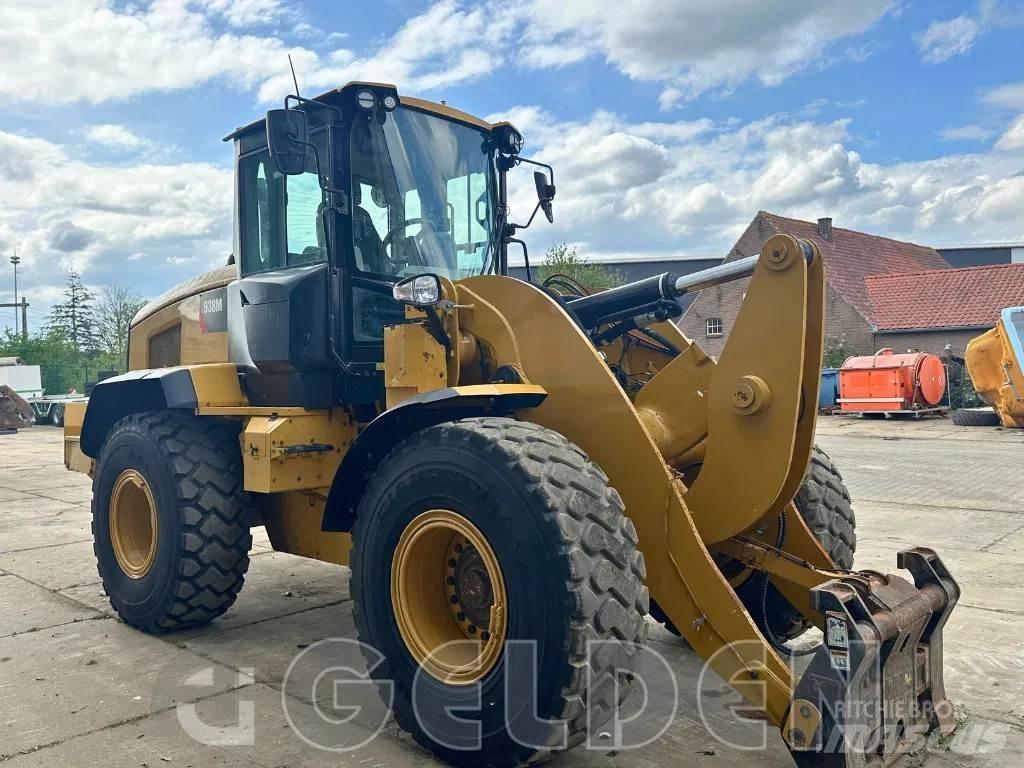 CAT 938M Iekrāvēji uz riteņiem