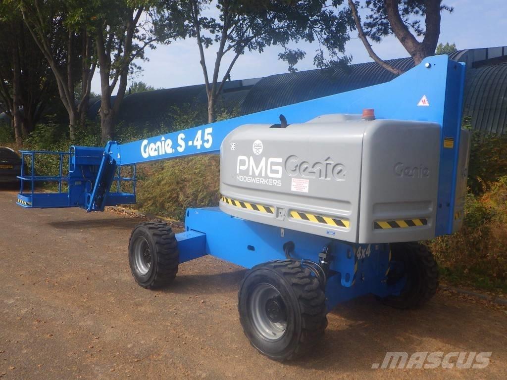 Genie S45 Teleskopiskie pacēlāji