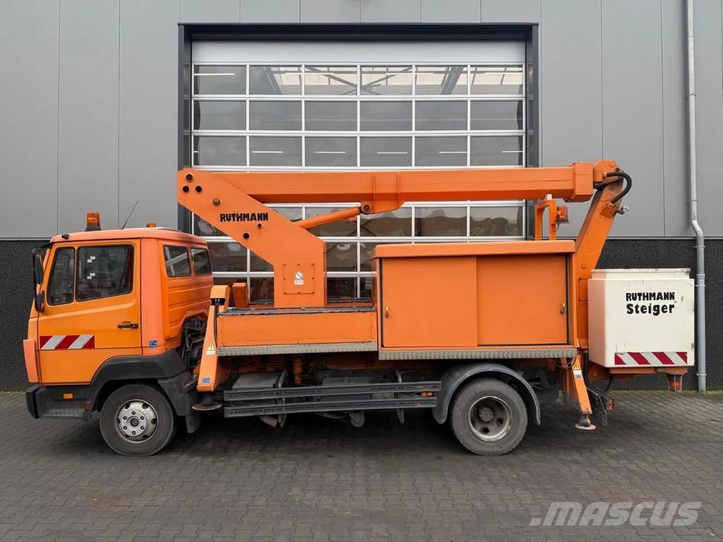 Mercedes-Benz 814 Pacēlāji uz automašīnas bāzes