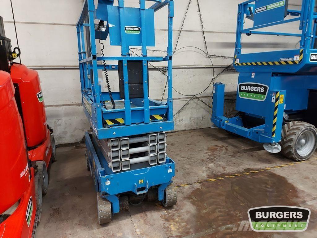 Genie GS1932 Šķerveida pacēlāji