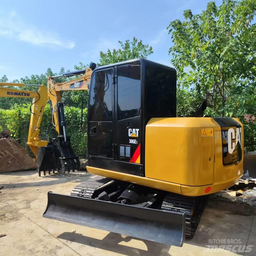 CAT 306 Kāpurķēžu ekskavatori