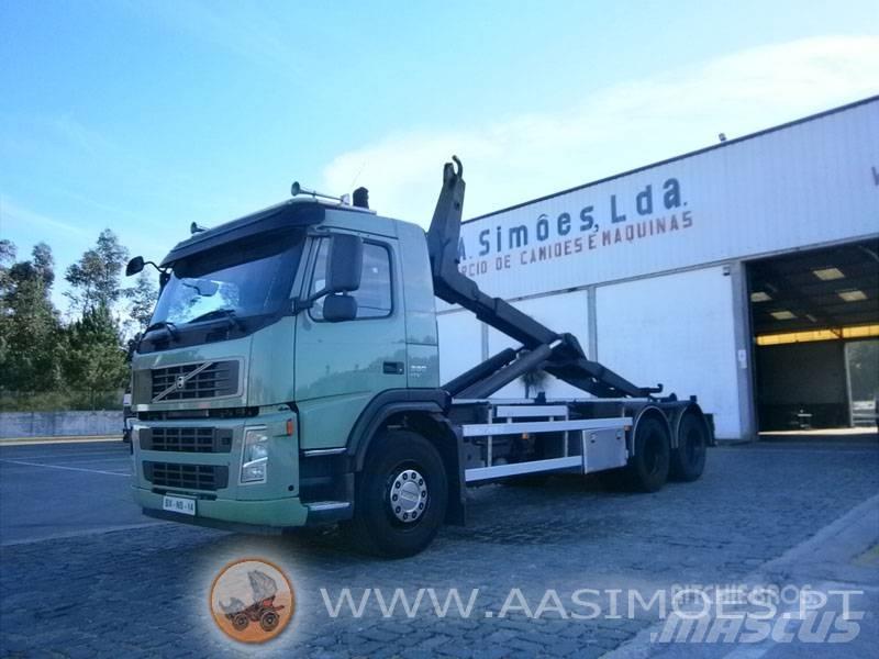Volvo FM330 Smagās mašīnas ar konteineriem