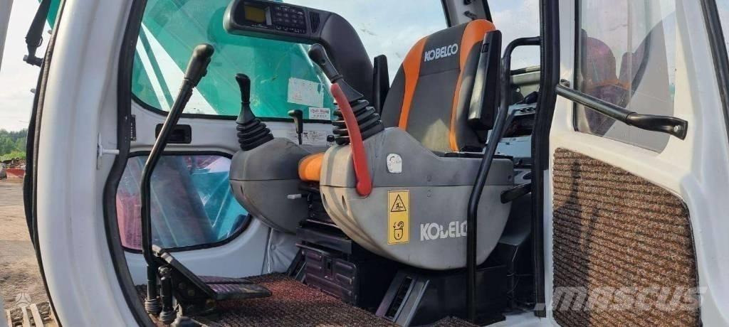 Kobelco SK 200 LC Kāpurķēžu ekskavatori