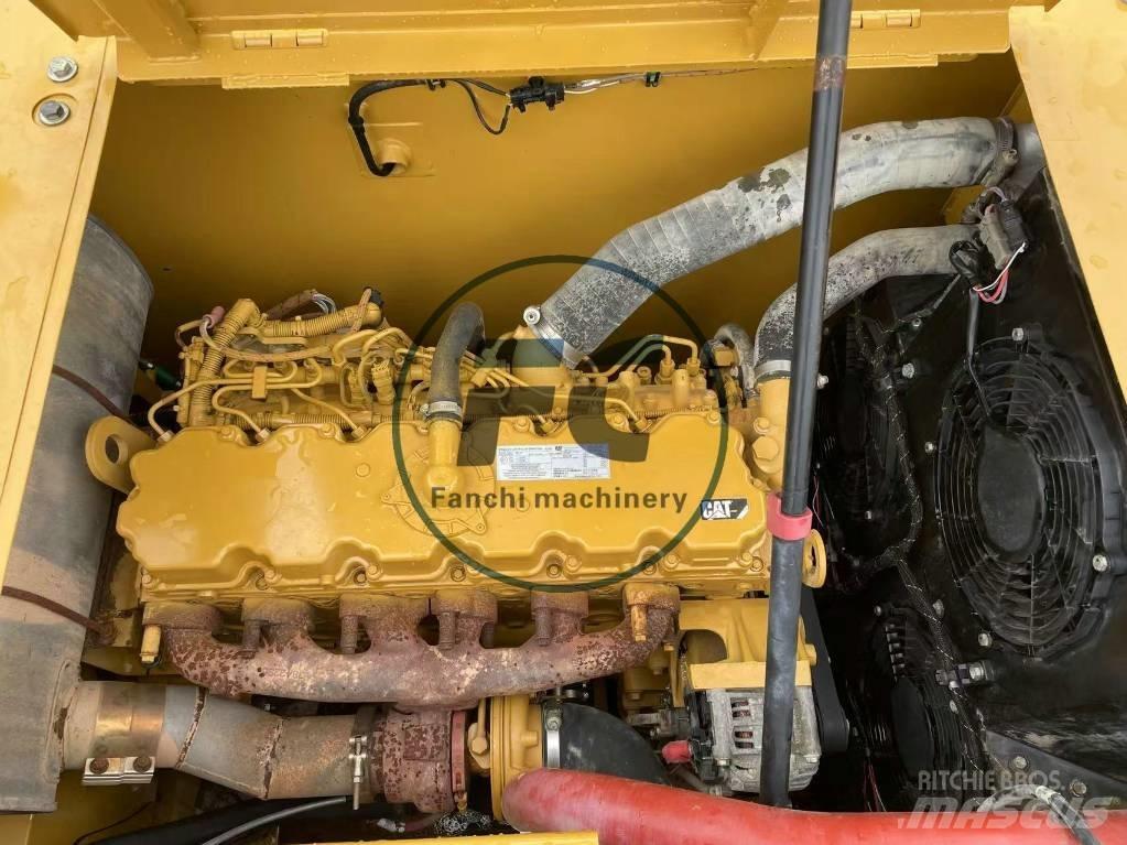 CAT 320 Kāpurķēžu ekskavatori