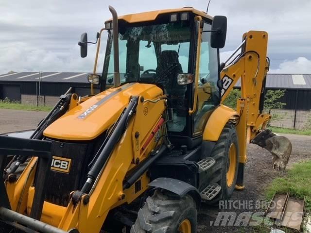 JCB 3 CX Ekskavatori-iekrāvēji