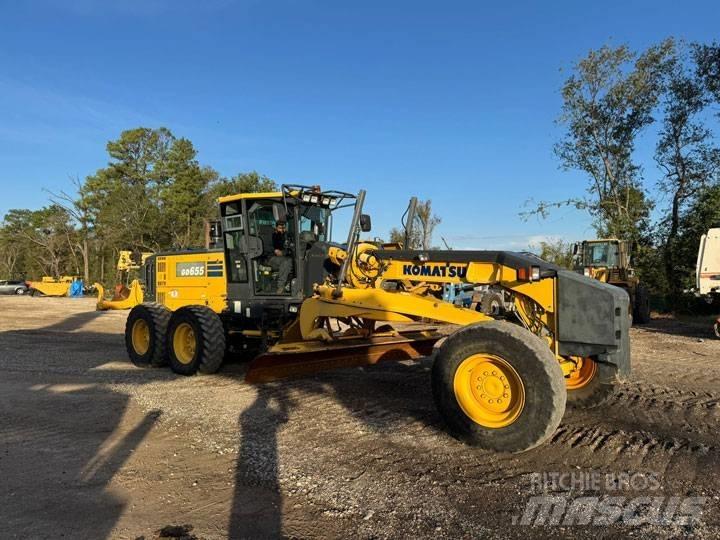 Komatsu GD 655-6 Greideri