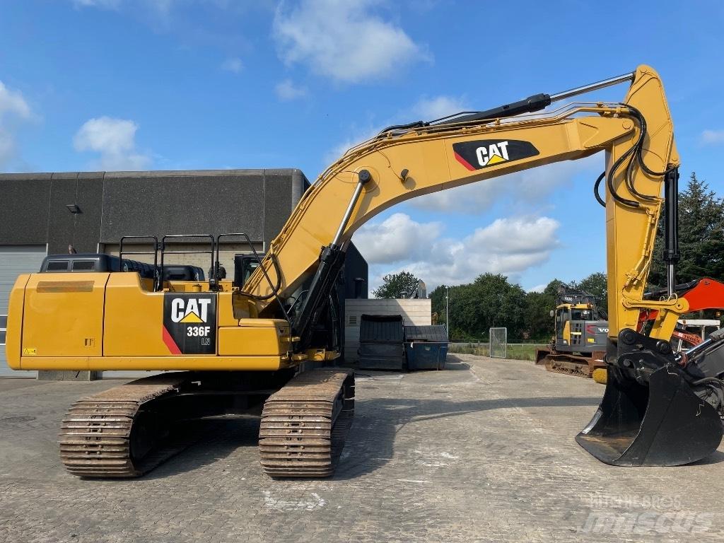 CAT 336F Kāpurķēžu ekskavatori