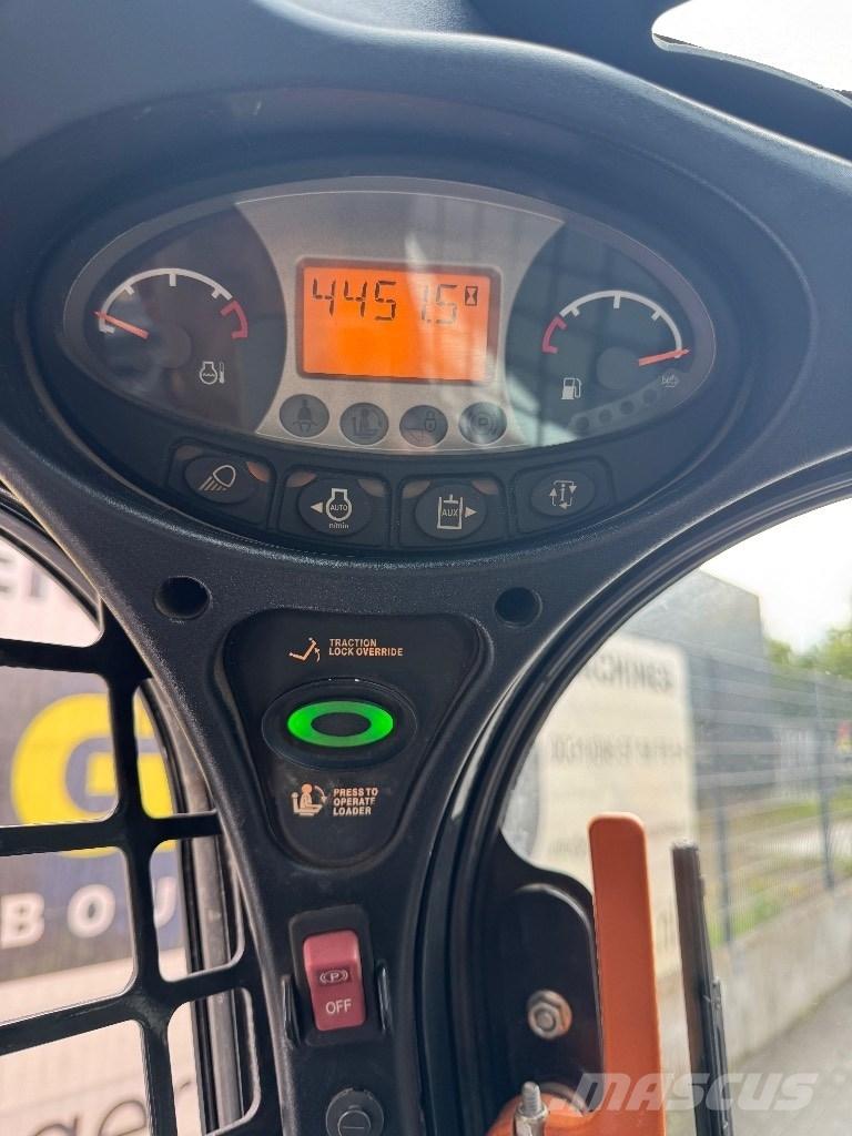 Bobcat T 650 Lietoti riteņu kompaktiekrāvēji