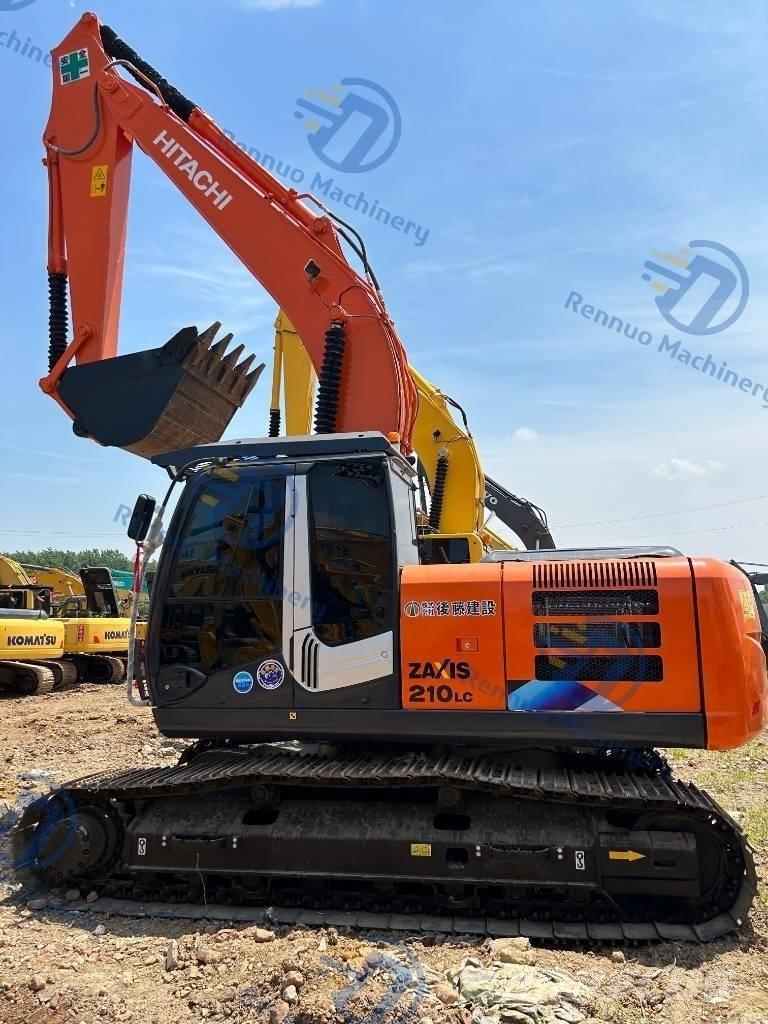 Hitachi ZX 210 LC Kāpurķēžu ekskavatori
