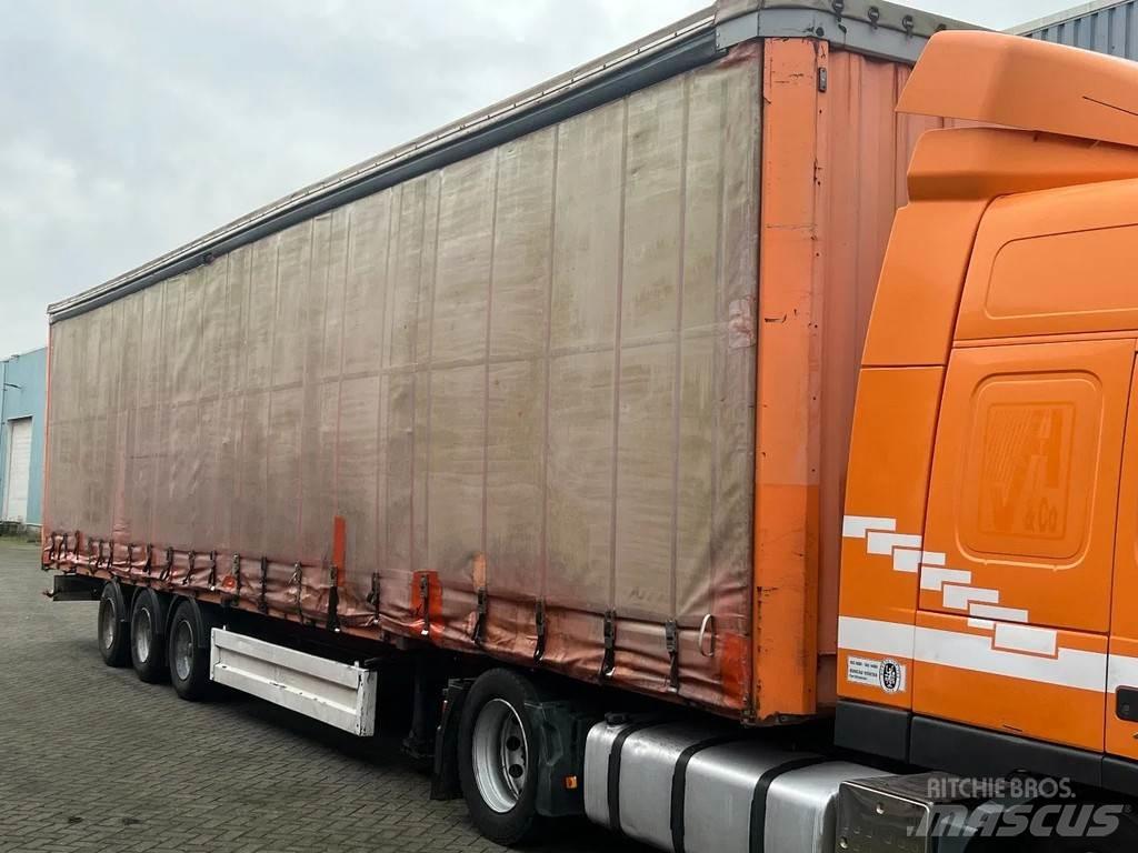 Krone + 3 AXEL + MEGA Tents puspiekabes