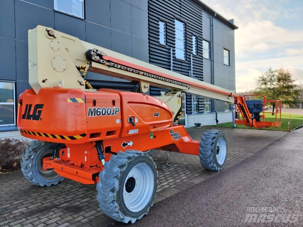 JLG M600JP Bomlift Strēles pacēlāji