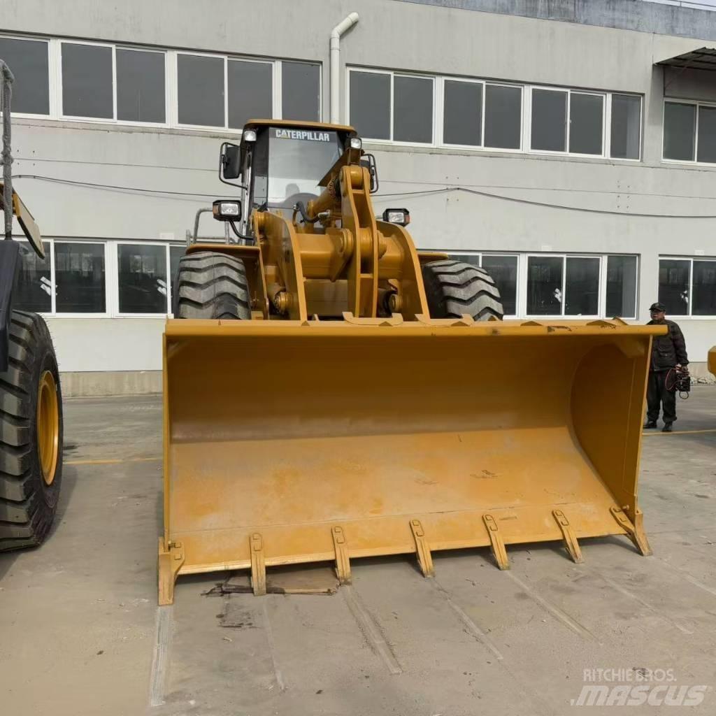 CAT 966 H Iekrāvēji uz riteņiem