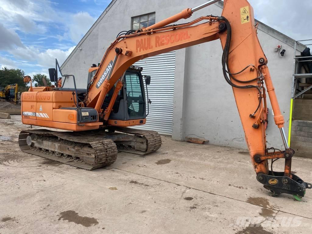 Doosan DX 140 LC-3 Kāpurķēžu ekskavatori
