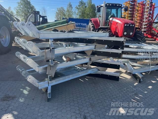  Impetu Vägsladd M220 Greideri