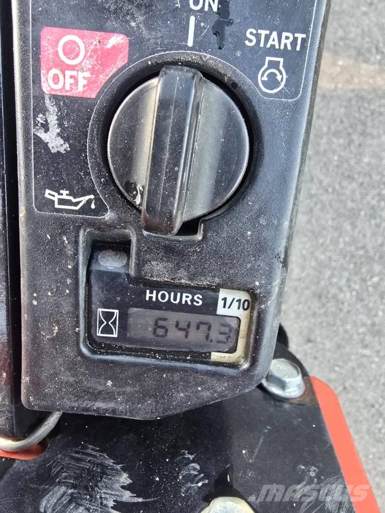 Ditch Witch RT 24 Tranšeju racēji