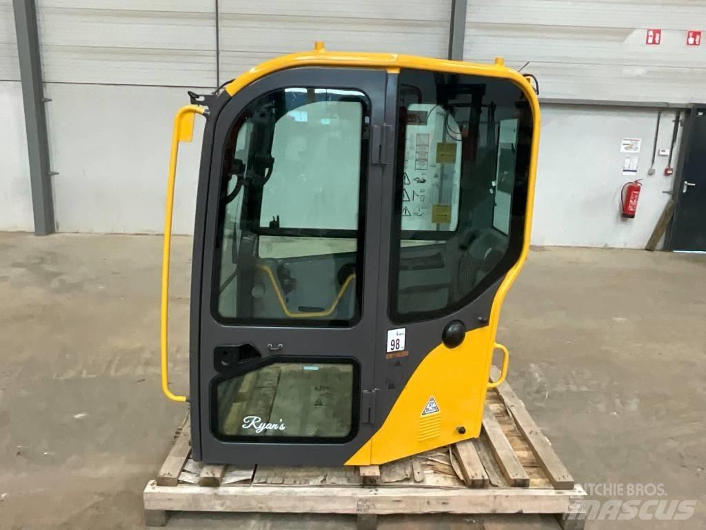 Volvo ECR 88 D Kabīnes un interjers