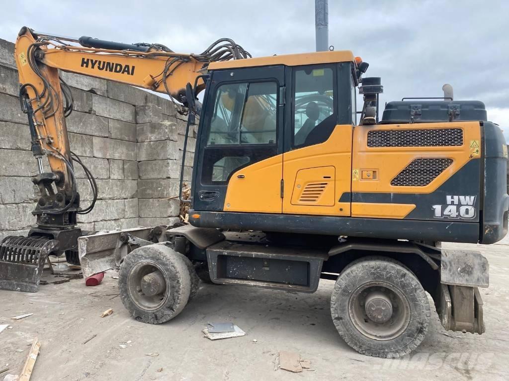 Hyundai HW 140 Ekskavatori uz riteņiem