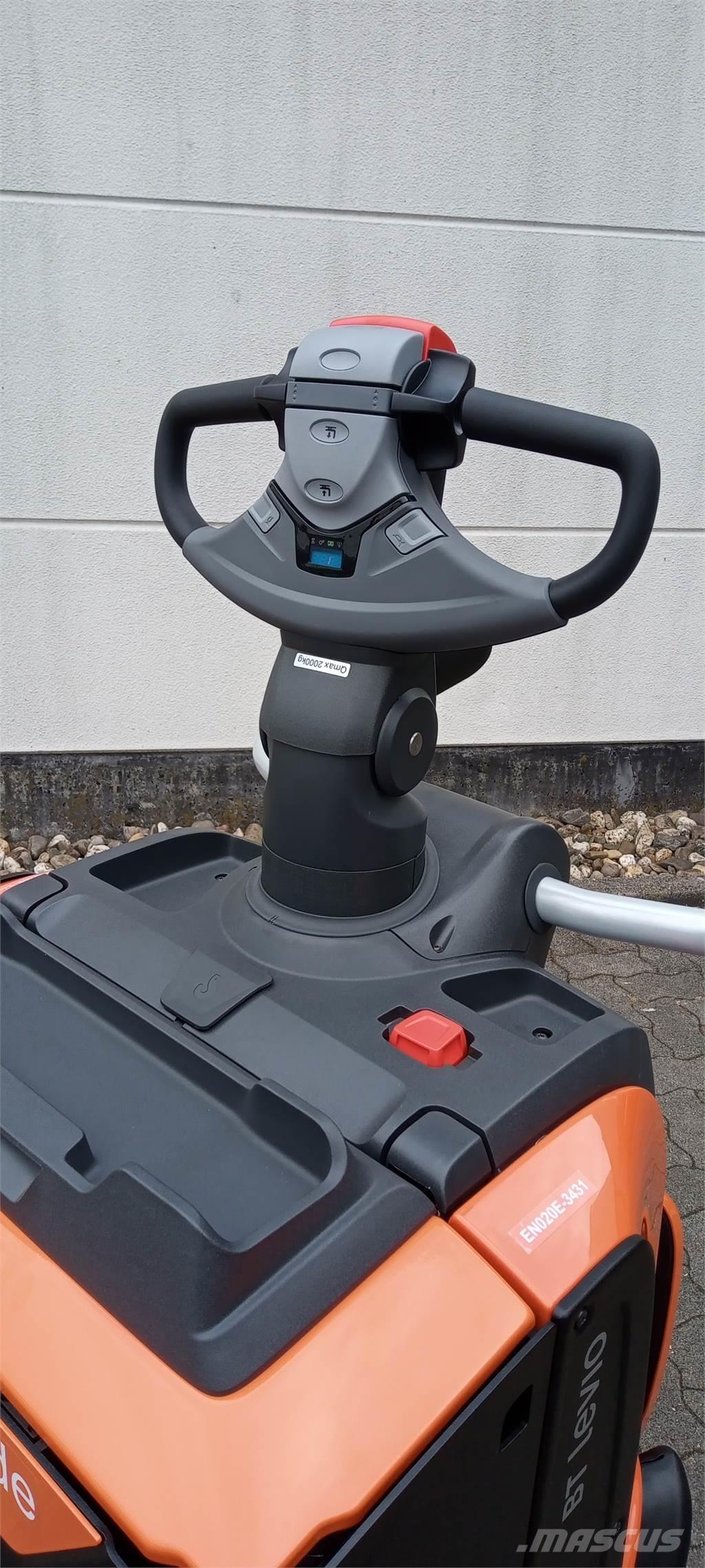 Toyota LPE200 Zemie palešu pacēlāji