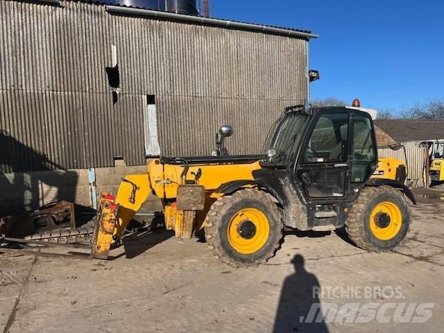 JCB 535-140 Teleskopiskie manipulatori