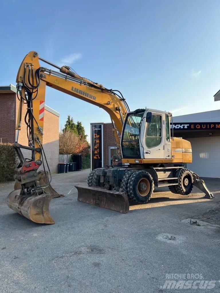 Liebherr A314 Ekskavatori uz riteņiem