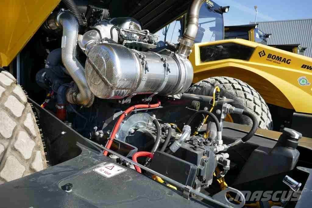Bomag BW 213 D-5 Augsnes blīvētāji