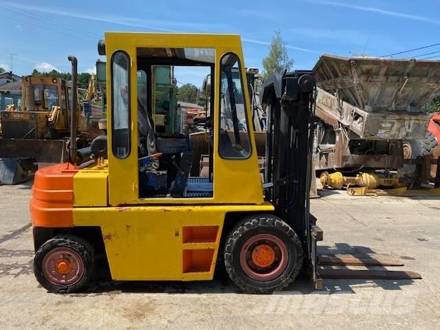 Kalmar DB 3-500 Tehnika ar dīzeļa dzinēju