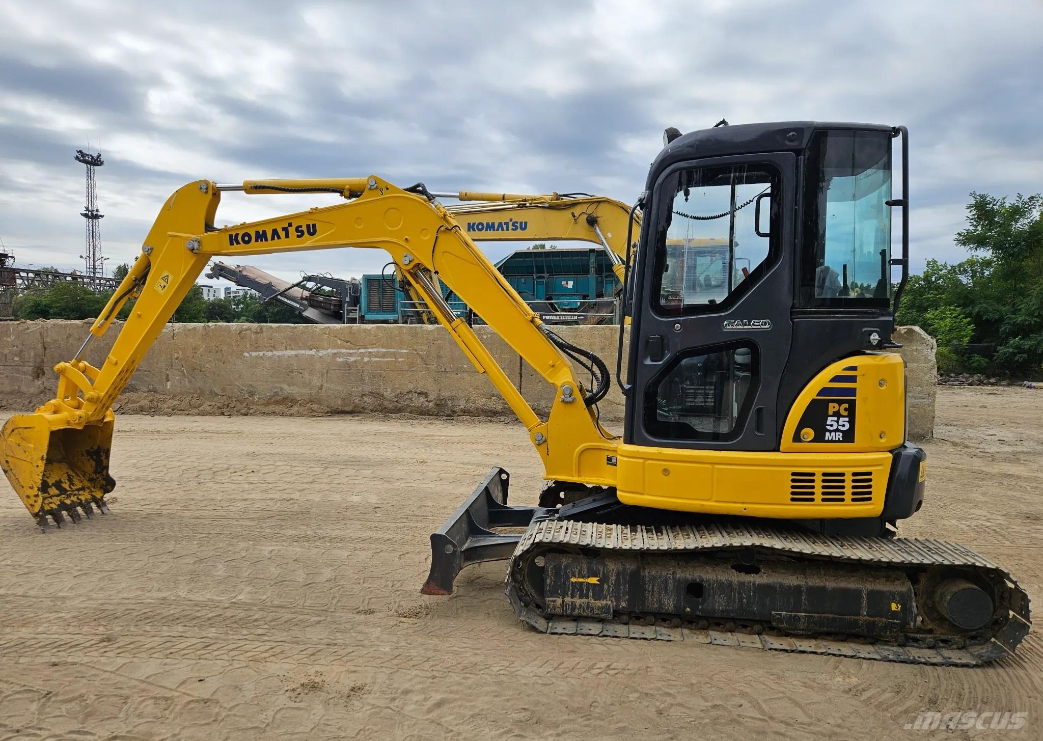 Komatsu PC55 Kāpurķēžu ekskavatori