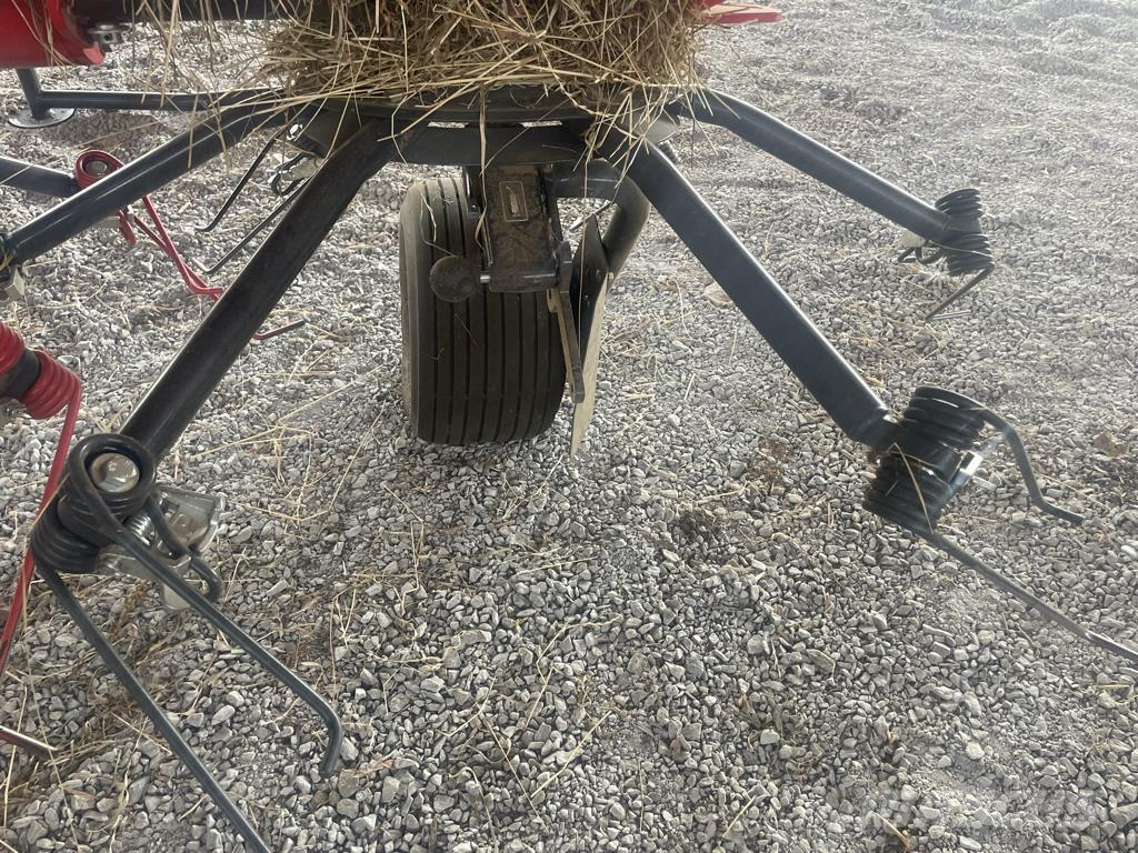 SIP SPIDER 915 / 8 Grābekļi un siena ārdītāji