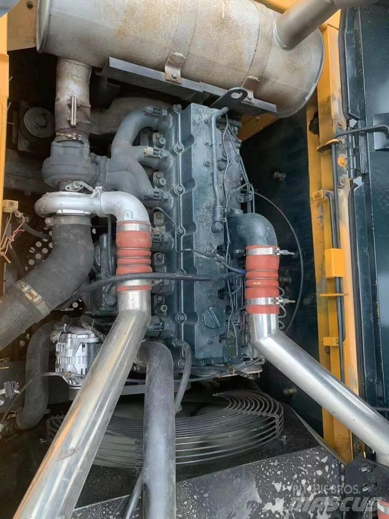 Hyundai R305LC-9T Kāpurķēžu ekskavatori