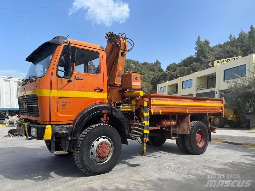 Mercedes-Benz 1626K Smagās mašīnas ar celtni