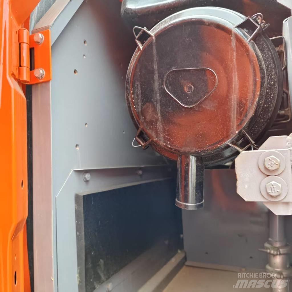 Hitachi ZX 210 Kāpurķēžu ekskavatori